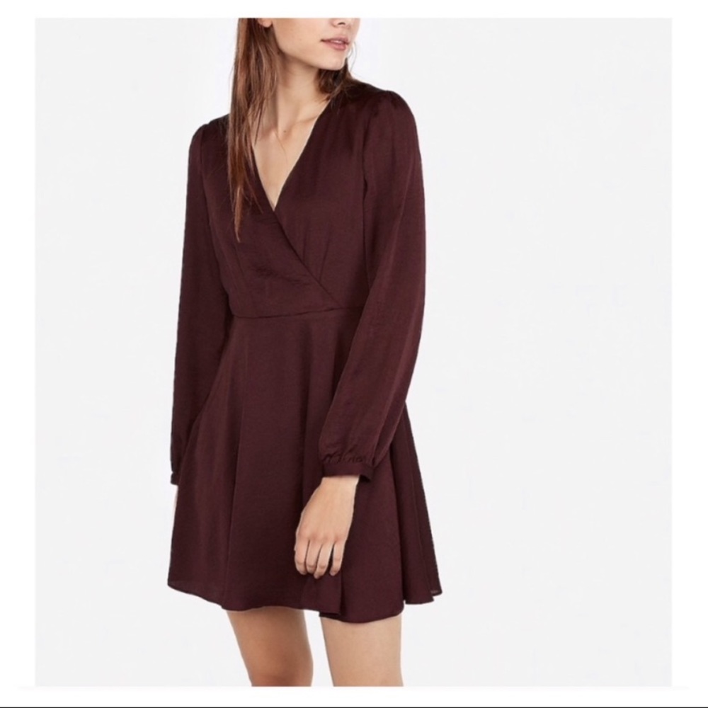 Express NWT dress with long sleeves